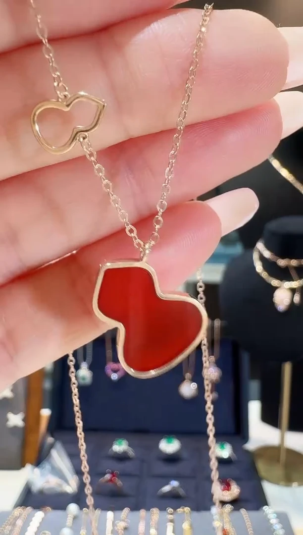 【闪购商品】玛瑙/玉髓项链18K金镶嵌双葫芦项链