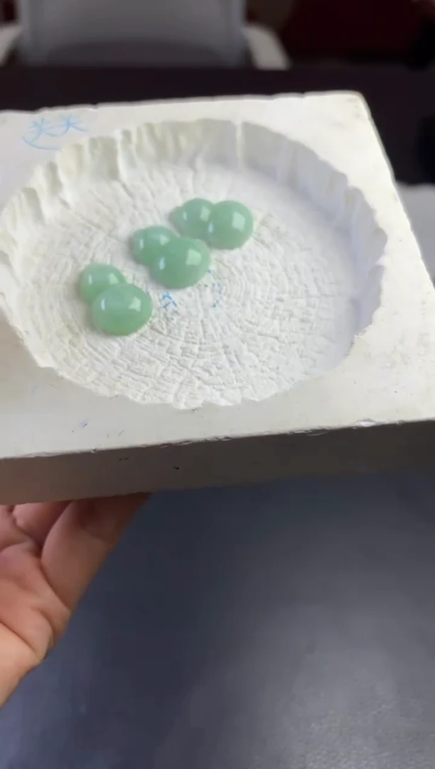 翡翠挂件未镶嵌多样性发一件L03011-6