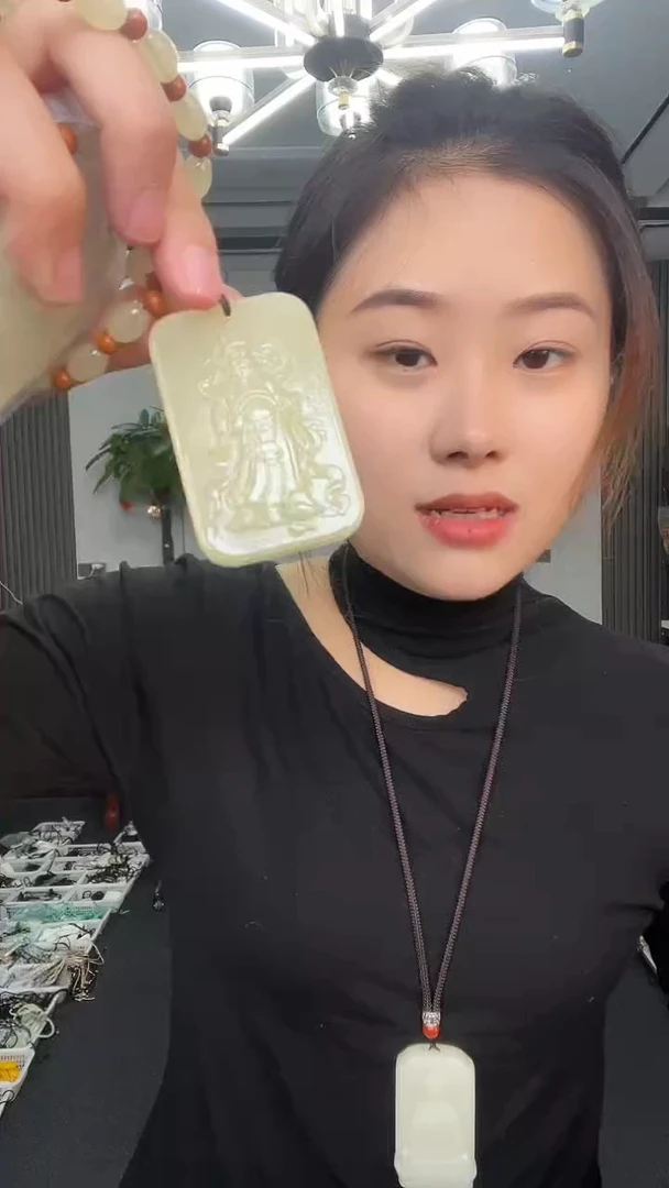 颈饰未镶嵌和田玉财神吊坠多样性发货一