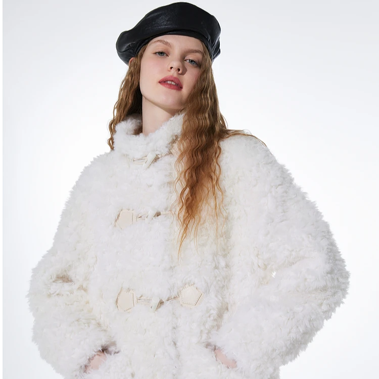 莱茵冬季新款仿皮草立领宽松牛角扣颗粒毛毛外套气质LMED18FHC033