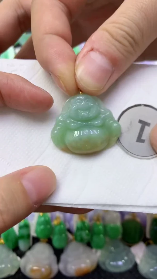 颈饰未镶嵌翡翠天然缅甸翡翠A货