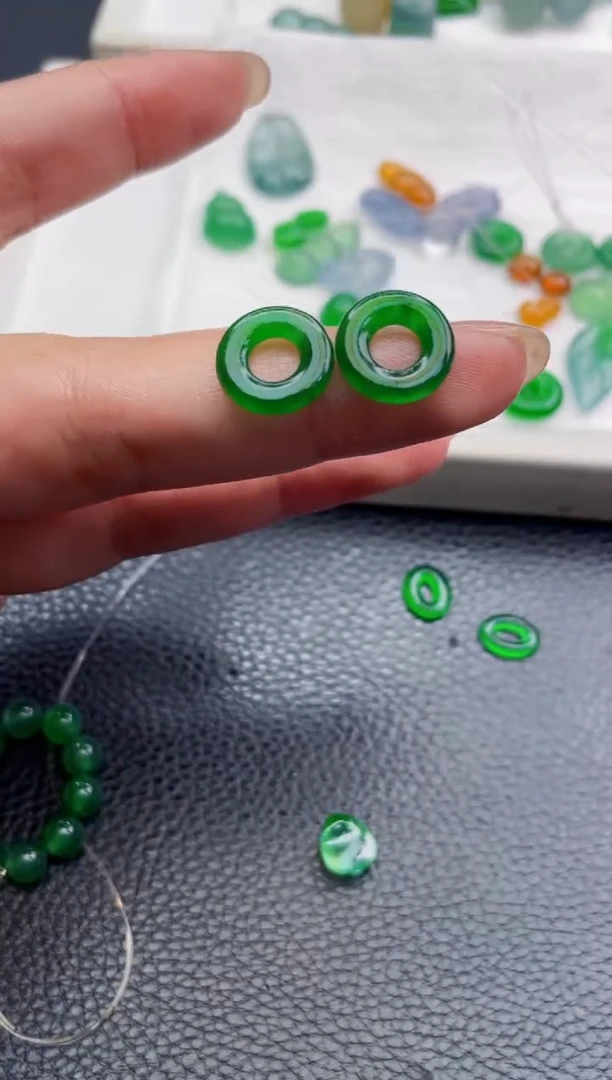 未镶嵌定制翡翠小*珠5796