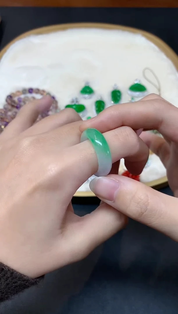 未镶嵌戒圈翡翠W497|25000