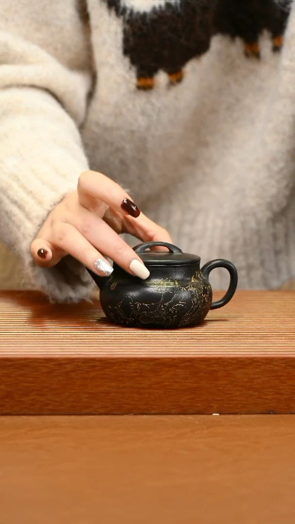 茶壶紫砂精工手刻捂灰902