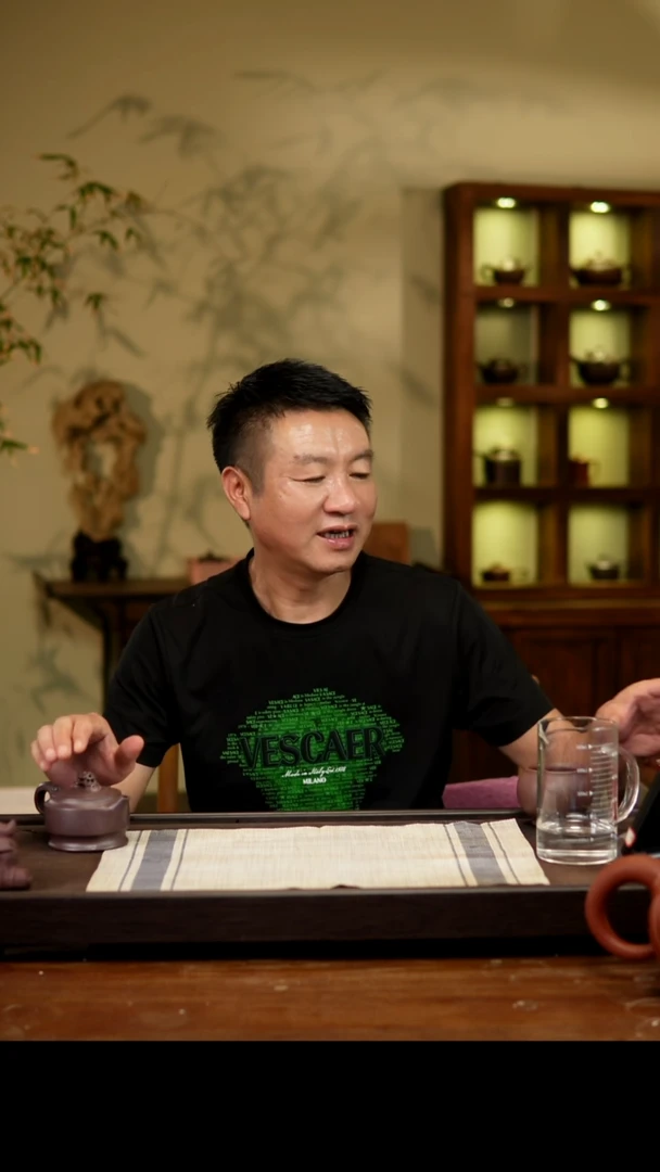 茶壶紫砂野生红茶