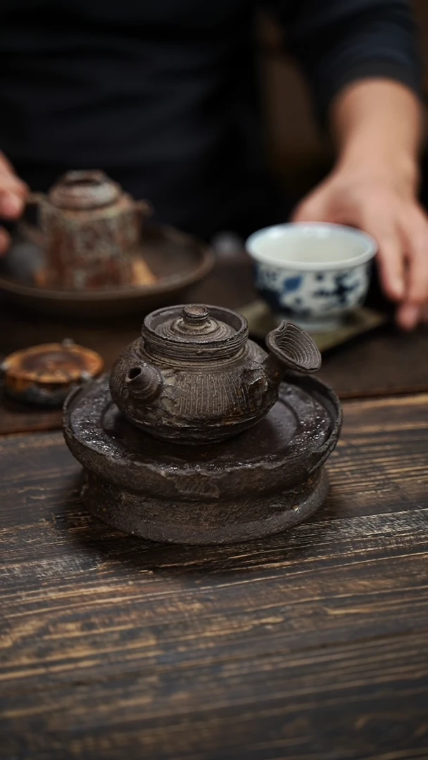 全手工制作 重工 南蛮 重肌理 蜂窝底 侧把壶 150cc