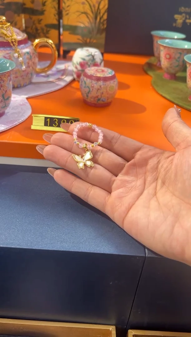 瓷片小乔闪购链接