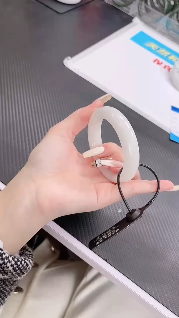 未镶嵌手镯和田玉12.21/84/58-59