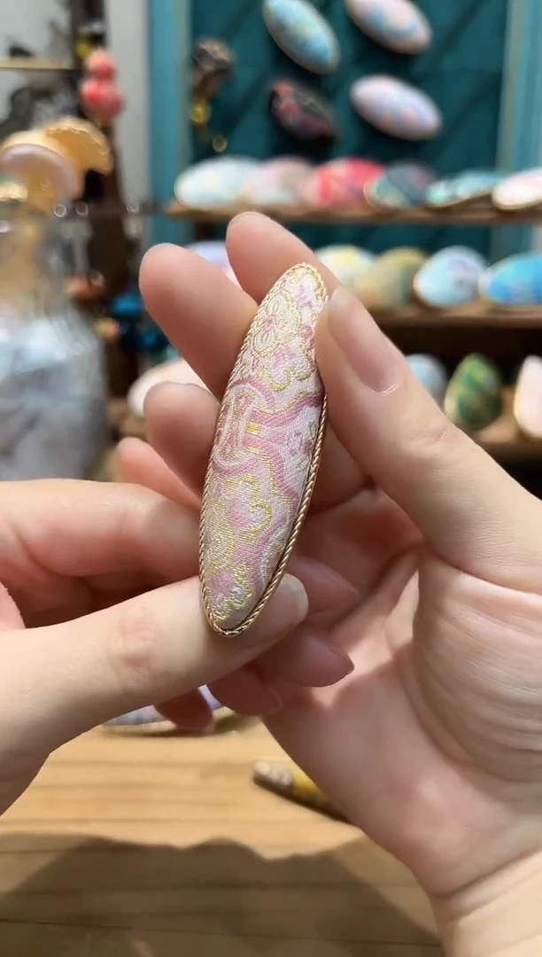 【闪购商品】【一物一拍专车】粉色定胜大柳叶鸭嘴夹