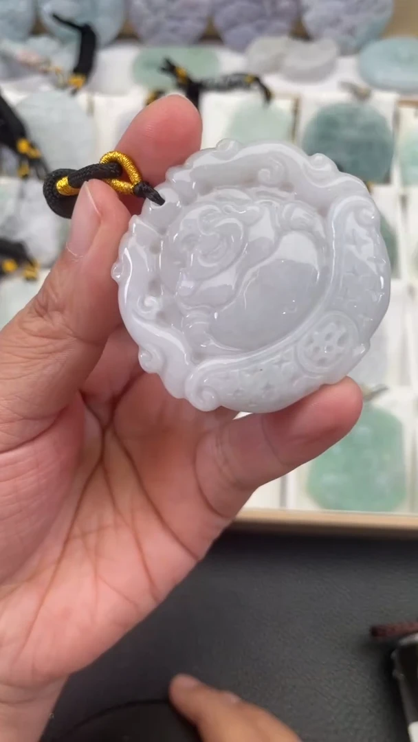 颈饰未镶嵌翡翠天然缅甸翡翠A货526