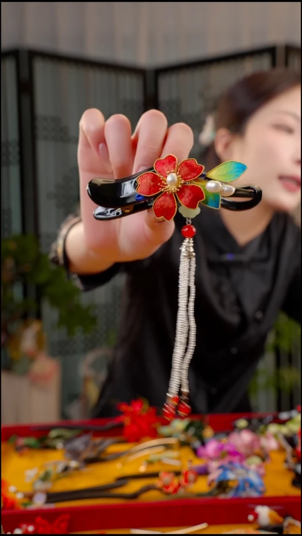 刺绣非遗苏绣手工饰品