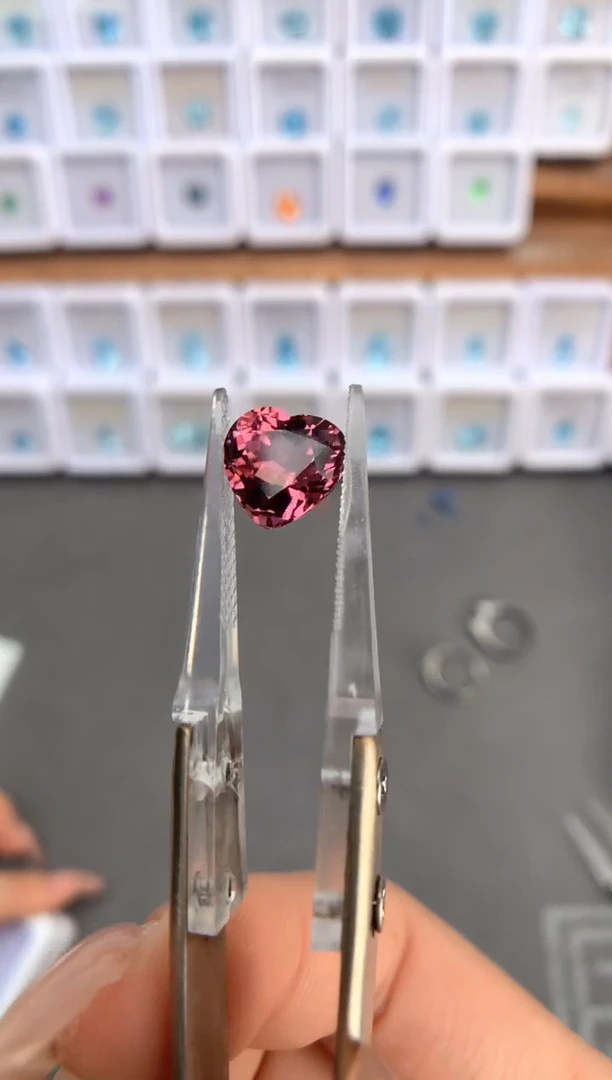 未镶嵌裸石定制碧玺3.19ct
