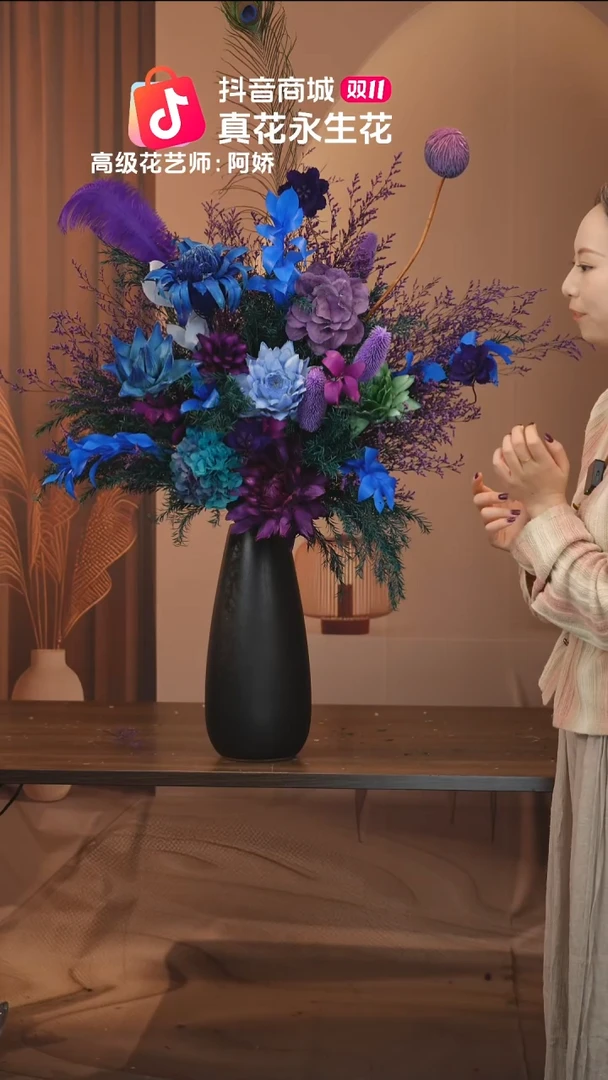 有机玻璃图片款式：花+花瓶一整套