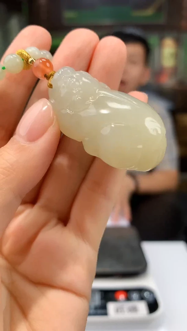 定制和田玉玉见匠心馆天然和田玉（拍一发一）