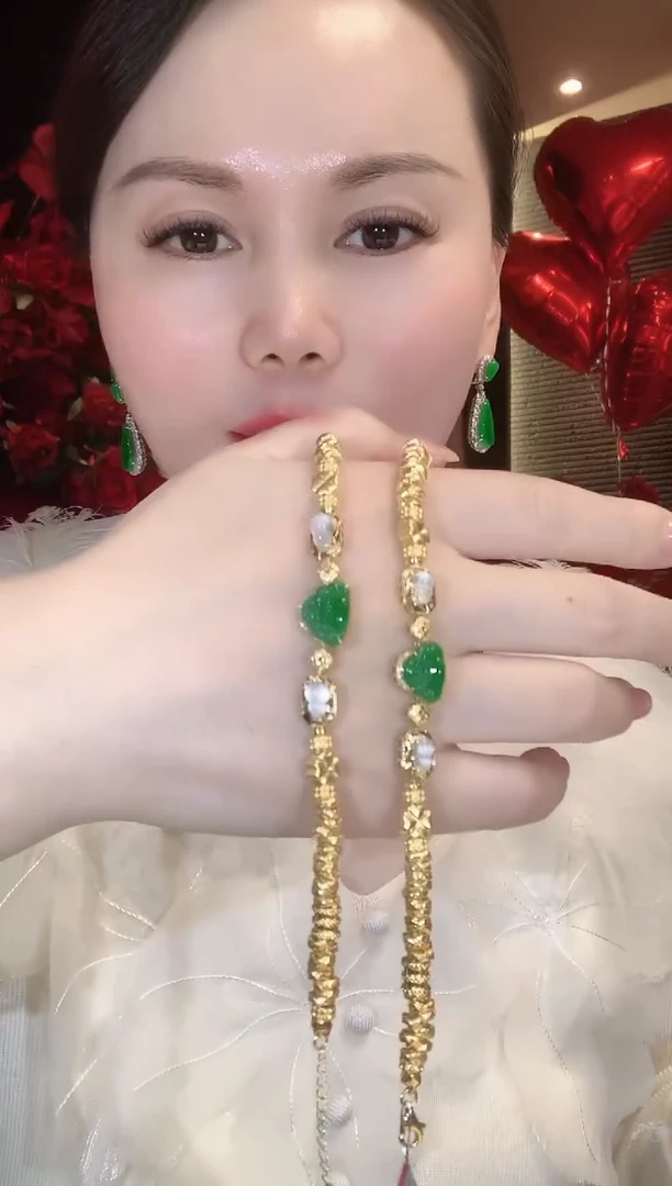 18K金镶嵌手链翡翠C30 多样性发货一件