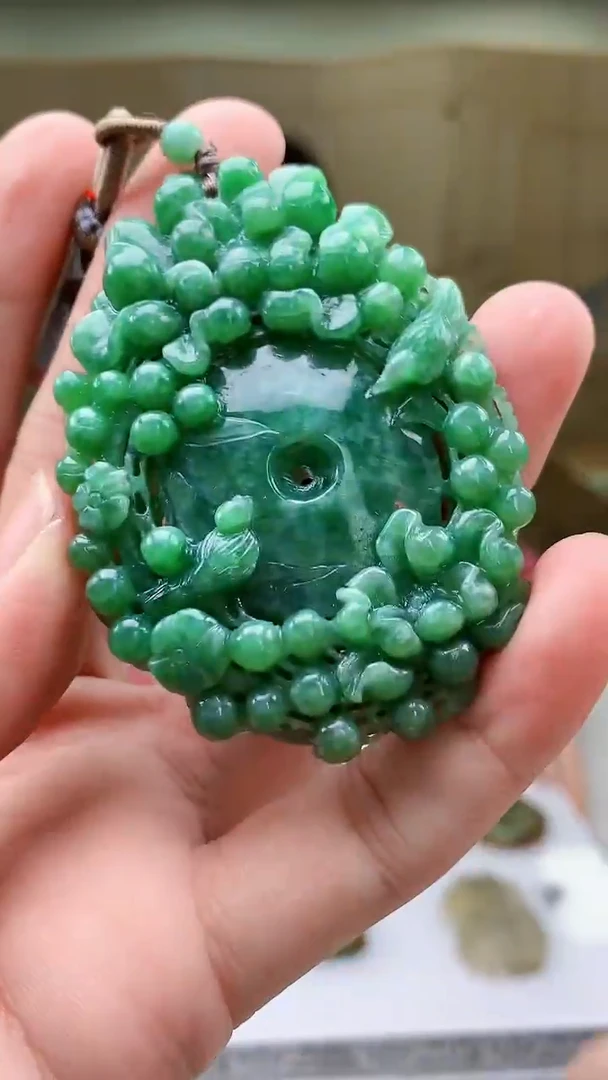 【闪购商品】定制翡翠未镶嵌4852bb-毛货挂件赠珠链62