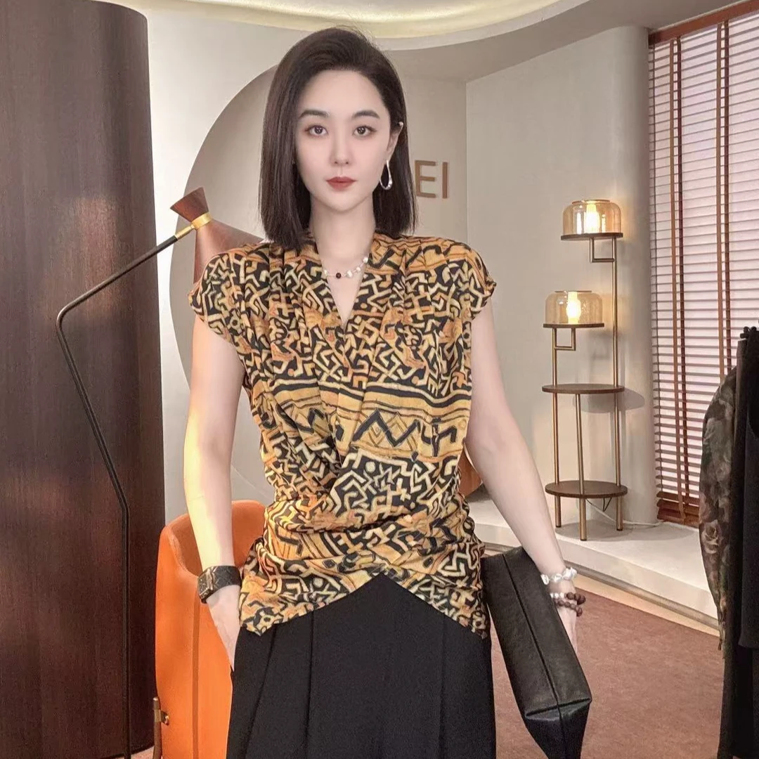 MORELAN2025原创复古艺术风几何印花交叉V领无袖衬衫上衣7712