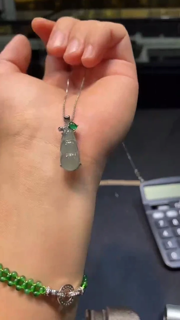 吊坠(不含链)未镶嵌翡翠0000