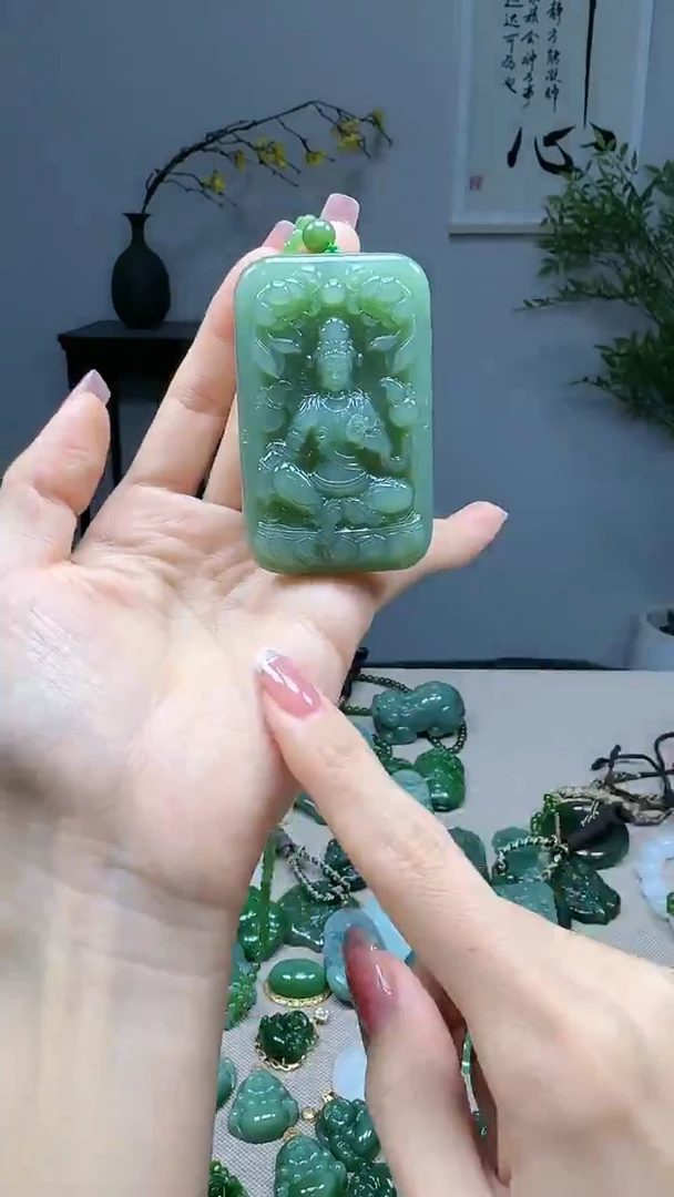 未镶嵌和田玉挂件1