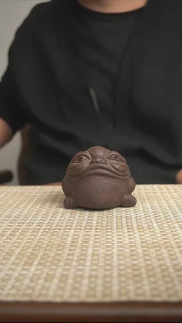 紫砂茶宠宜兴紫砂吞金兽茶宠