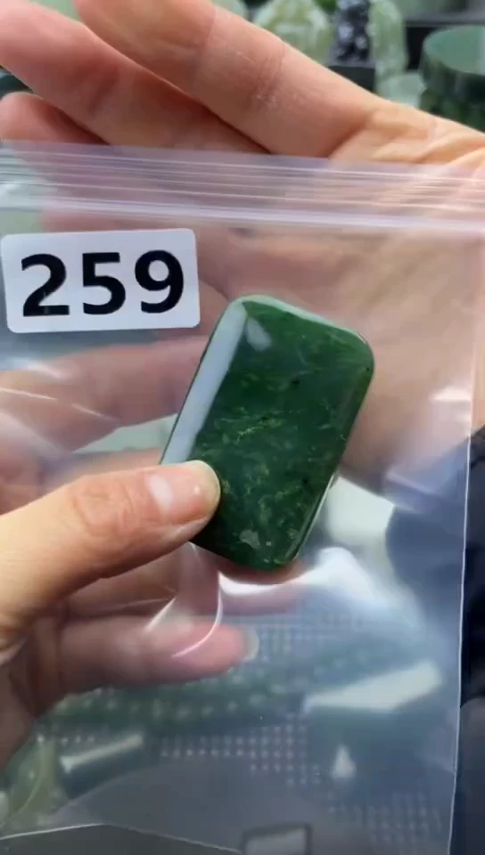 未镶嵌和田玉珠宝半成品牌子