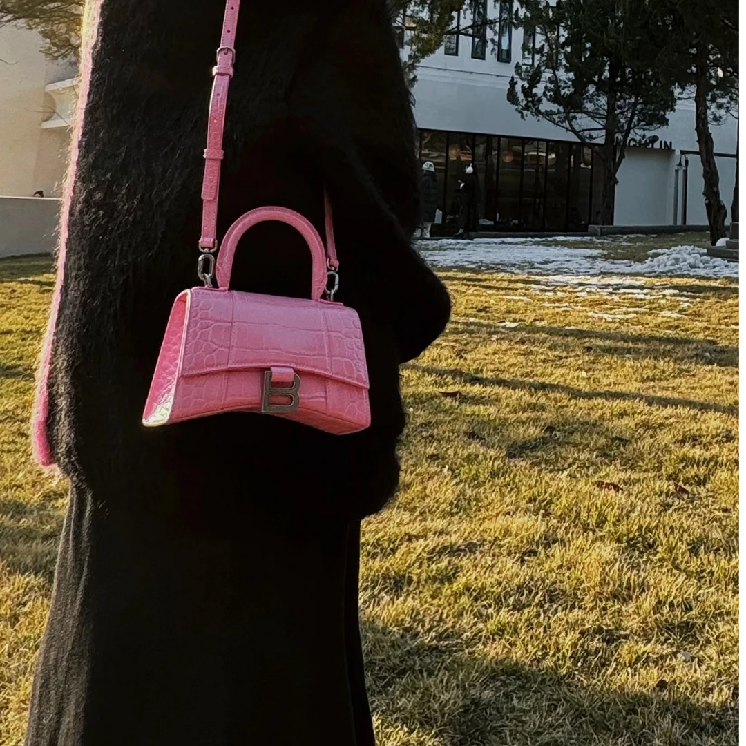 95新 Balenciaga/巴黎世家 茉上/XS号粉色沙漏 手提单肩包