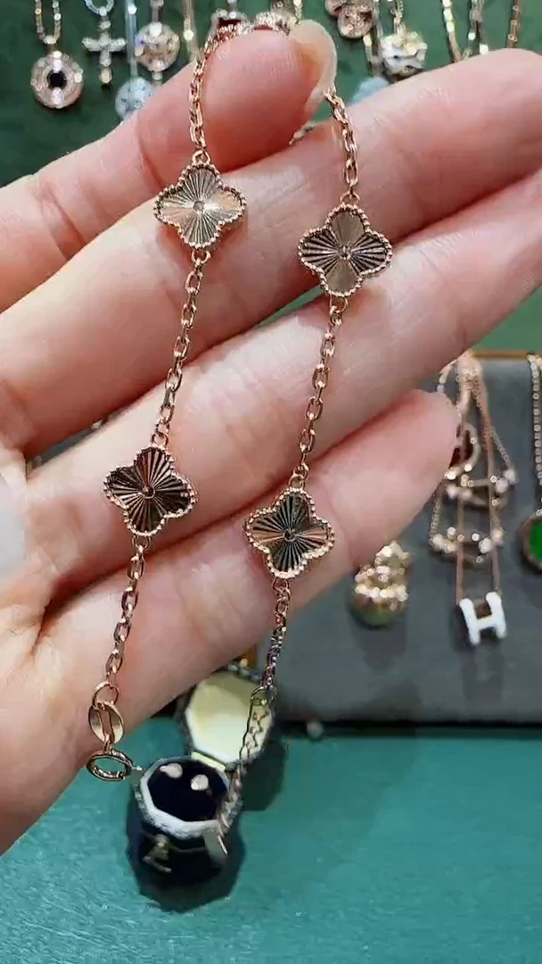 【闪购商品】18K金手链18K金幸运草手链