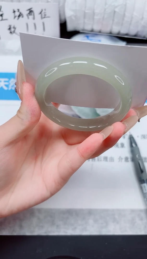 未镶嵌手镯石英质玉140-52东