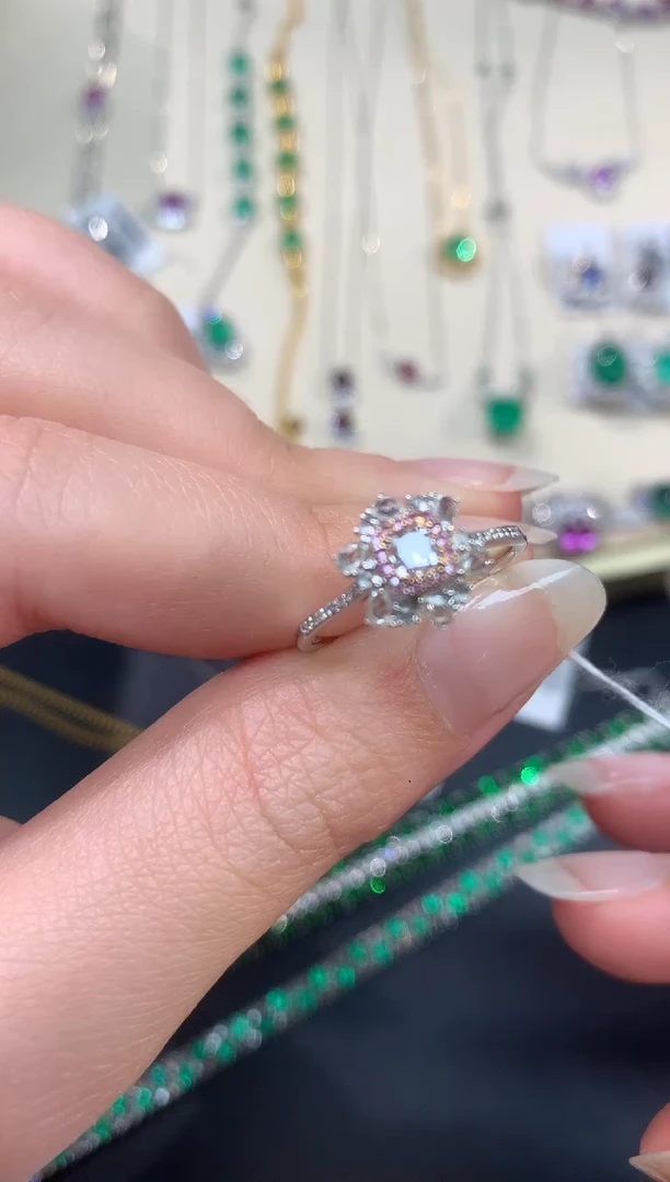 【闪购商品】钻石戒指18K金镶嵌A195|8500