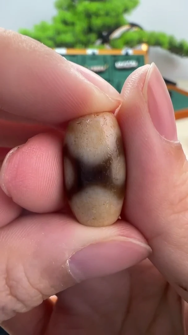 玛瑙/玉髓（覆膜）颈饰未镶嵌24.（微瑕随机发货）