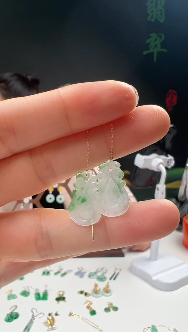 18K金镶嵌翡翠耳饰001
