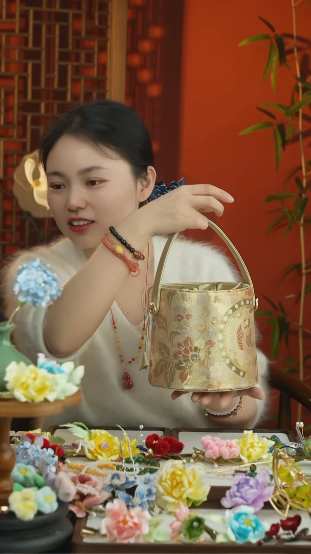 刺绣闪购纯手工非遗国风饰品
