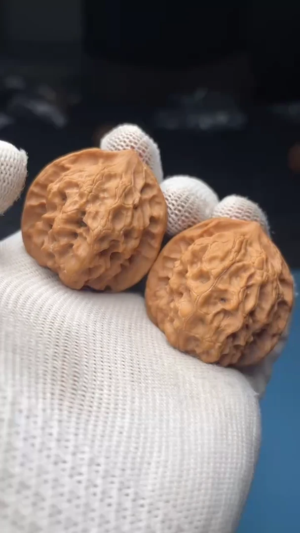 桃核把件a161 玲珑  36尺