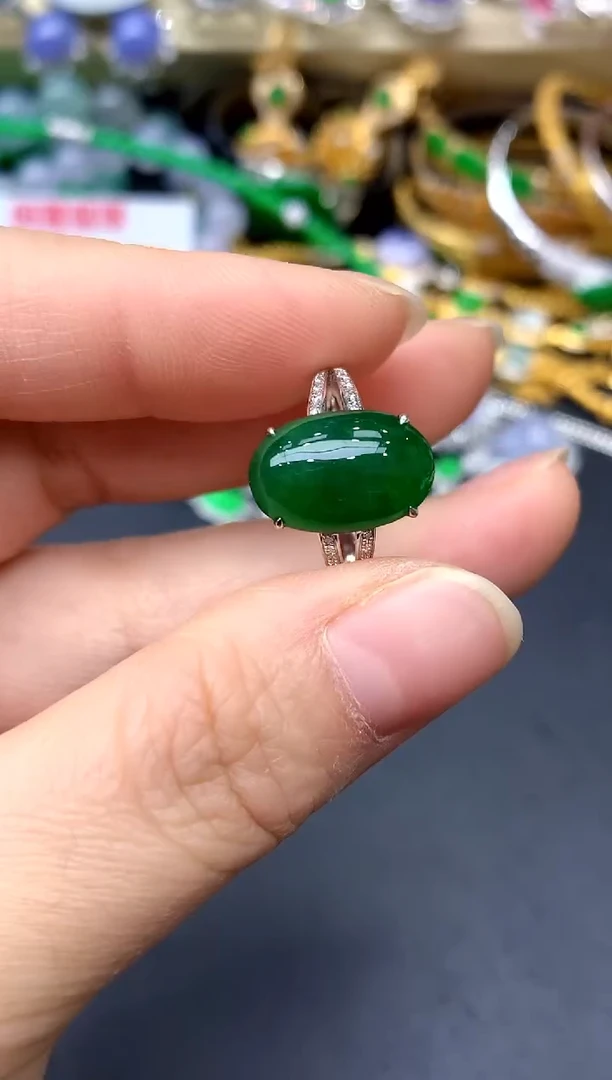 18K金镶嵌戒指翡翠358 -中国好珍宝