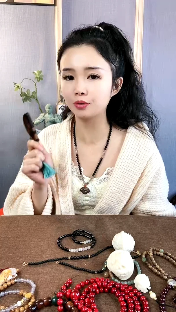 【闪购商品】白玉菩提吊坠降降刮板