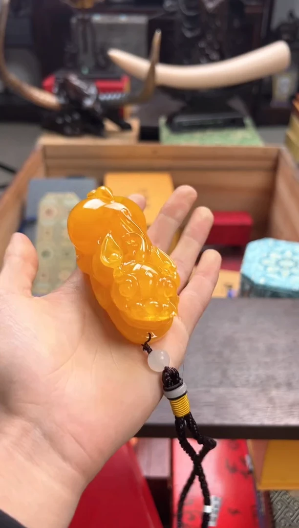 【闪购商品】蜜蜡裸石未镶嵌—————————蜜蜡貔貅