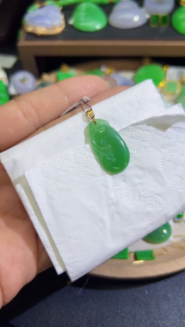 【闪购商品】翡翠颈饰18K金镶嵌Q缅料A货翡翠/支持复检/一件