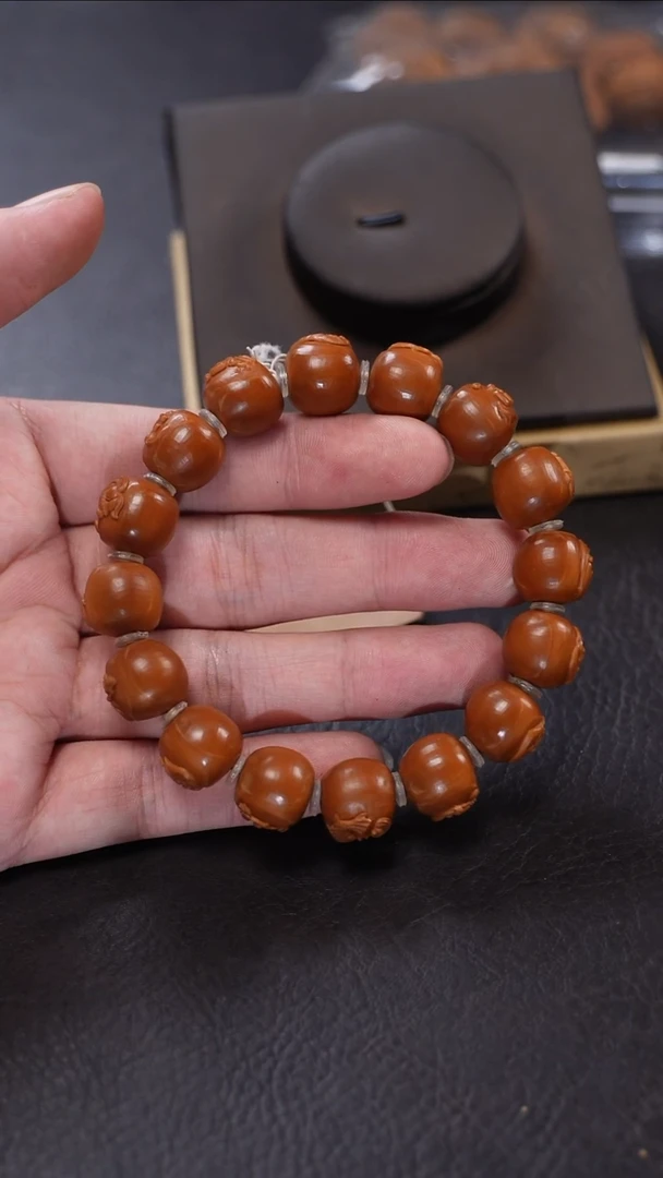 手串/手链橄榄核八万核雕文玩作品