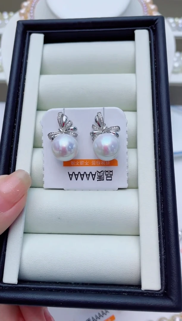 银S925镶嵌淡水珍珠耳饰W36