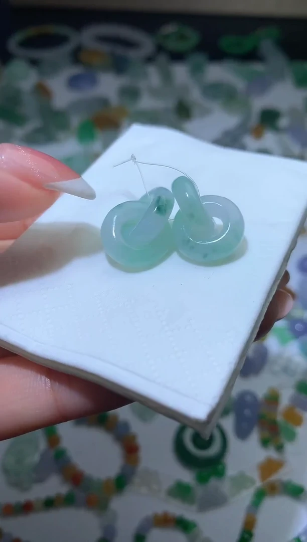 未镶嵌定制翡翠毛货