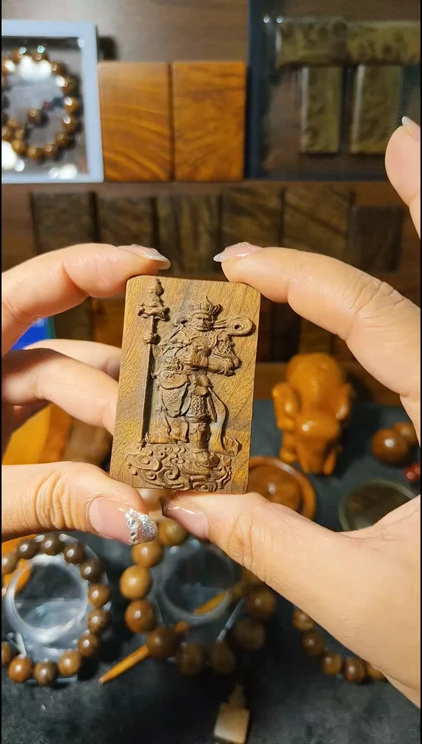 金丝楠《燊若坊》：金丝楠木小叶桢楠雕刻4