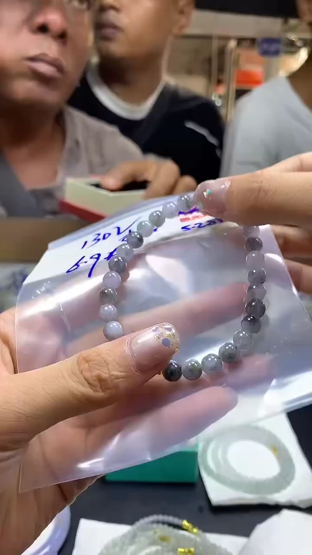 定制翡翠未镶嵌毛货需精细抛光多样性发一件珠串+130元