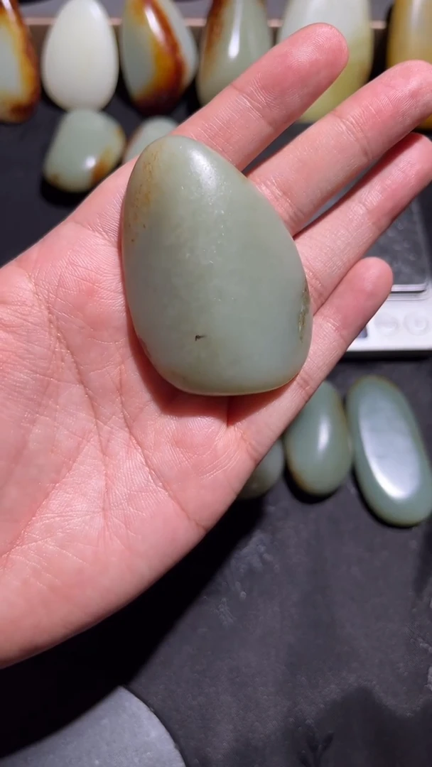 未镶嵌和田玉珠宝奇石24和田玉
