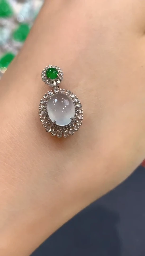 吊坠(不含链)18K金镶嵌翡翠a22