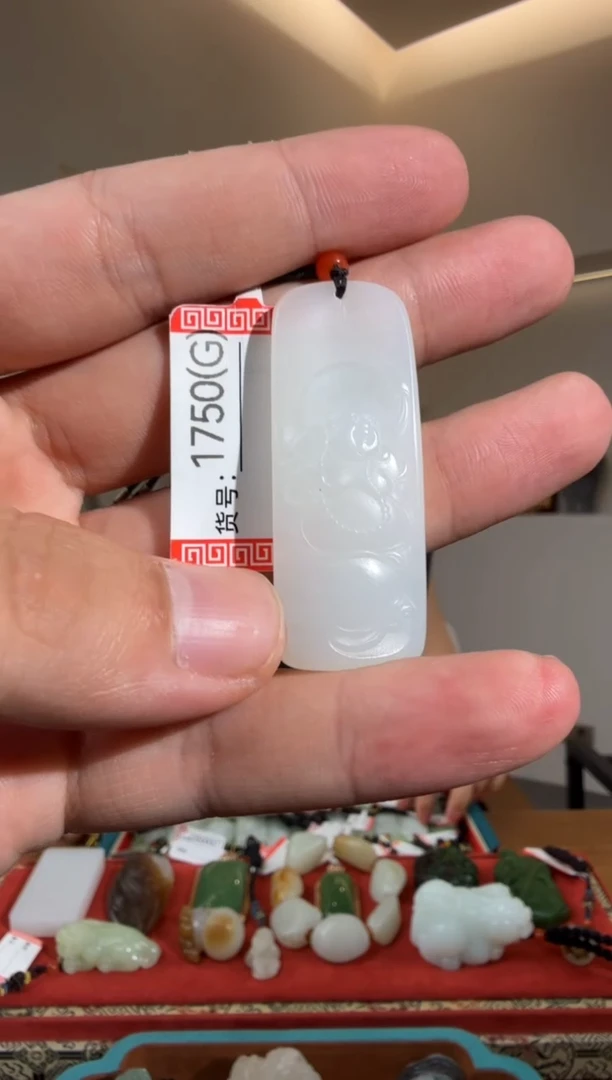 和田玉未镶嵌颈饰G