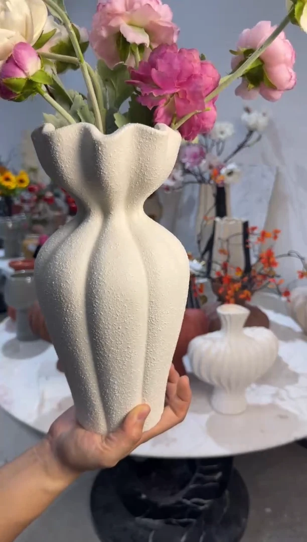 【闪购商品】陶瓷花骨朵