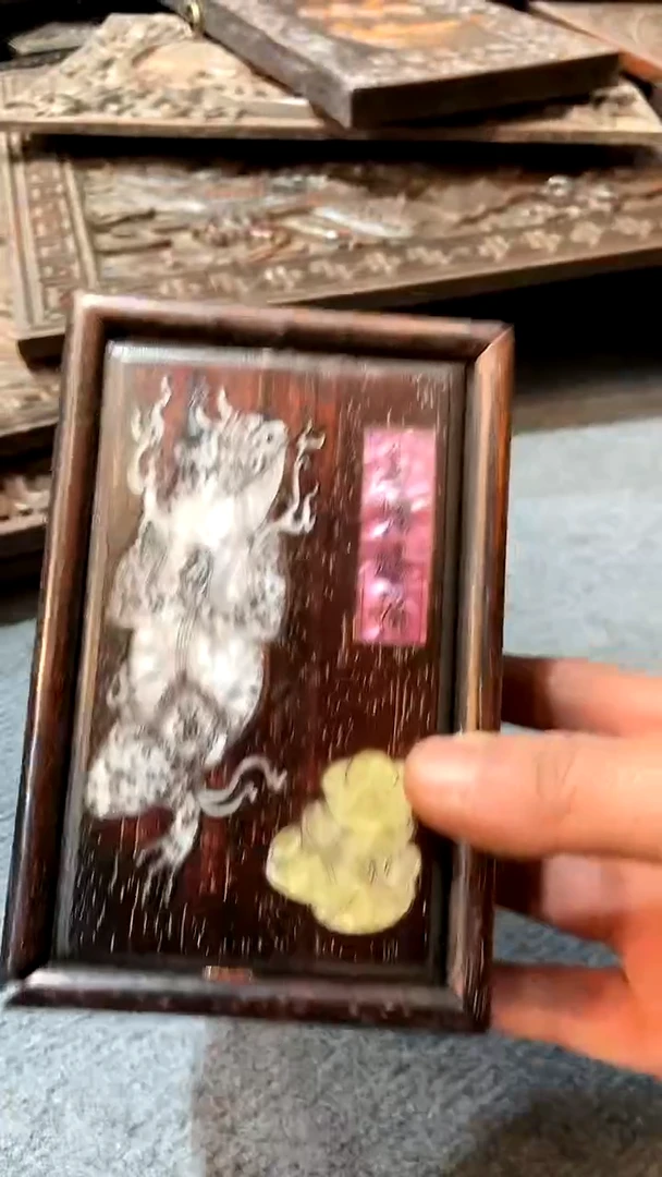 【闪购商品】木紫檀雕刻一物一拍以直播间为准