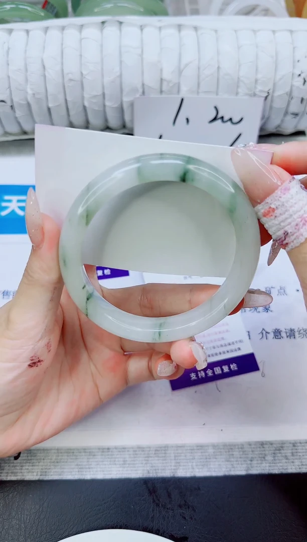 未镶嵌手镯石英质玉54/62.7