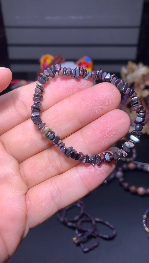 未镶嵌苏纪石（舒俱来）c原石手串手串