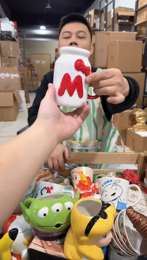 摆件原盒kt猫牛奶水杯